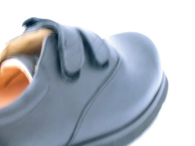 Apis 9301-X - Womens Super Depth Shoe