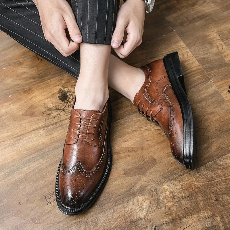 Breathable Leather Shoes, Business Oxford Footwear, Stylish Men's Brogue Dress Shoes, Leather Formal Shoes for Men, Dark Brown Lace-up Walking