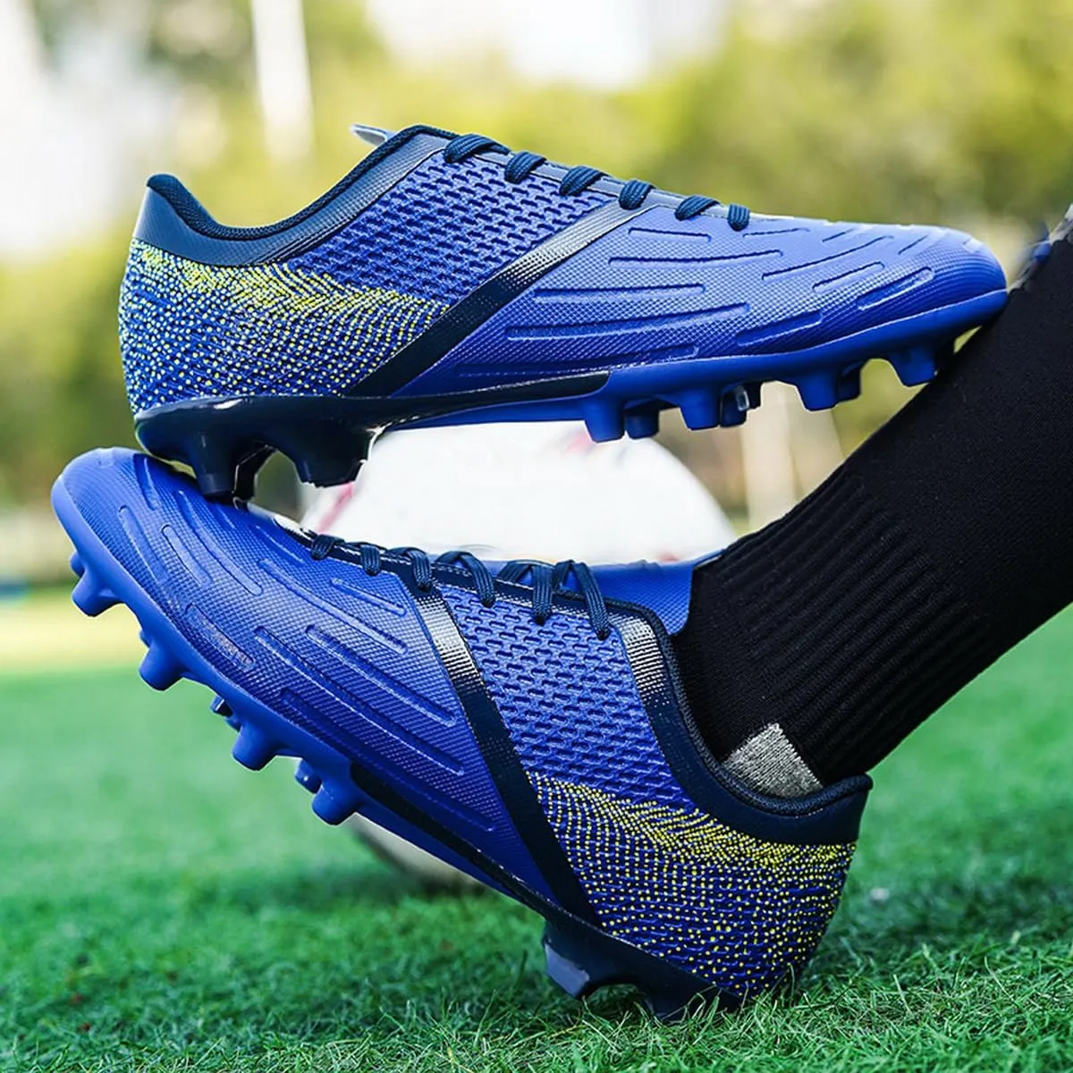 DHOVOR Big Boys Soccer Cleats Football Shoes for Kids Football Cleats Professional Athletic Training Soccer Shoes