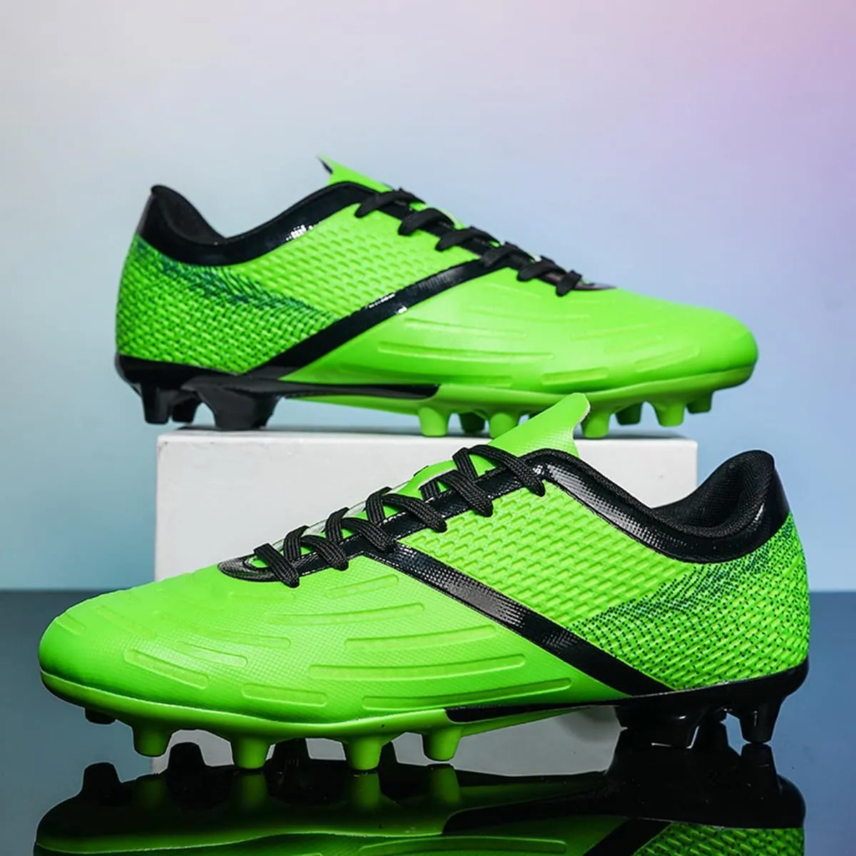 DHOVOR Big Boys Soccer Cleats Football Shoes for Kids Football Cleats Professional Athletic Training Soccer Shoes