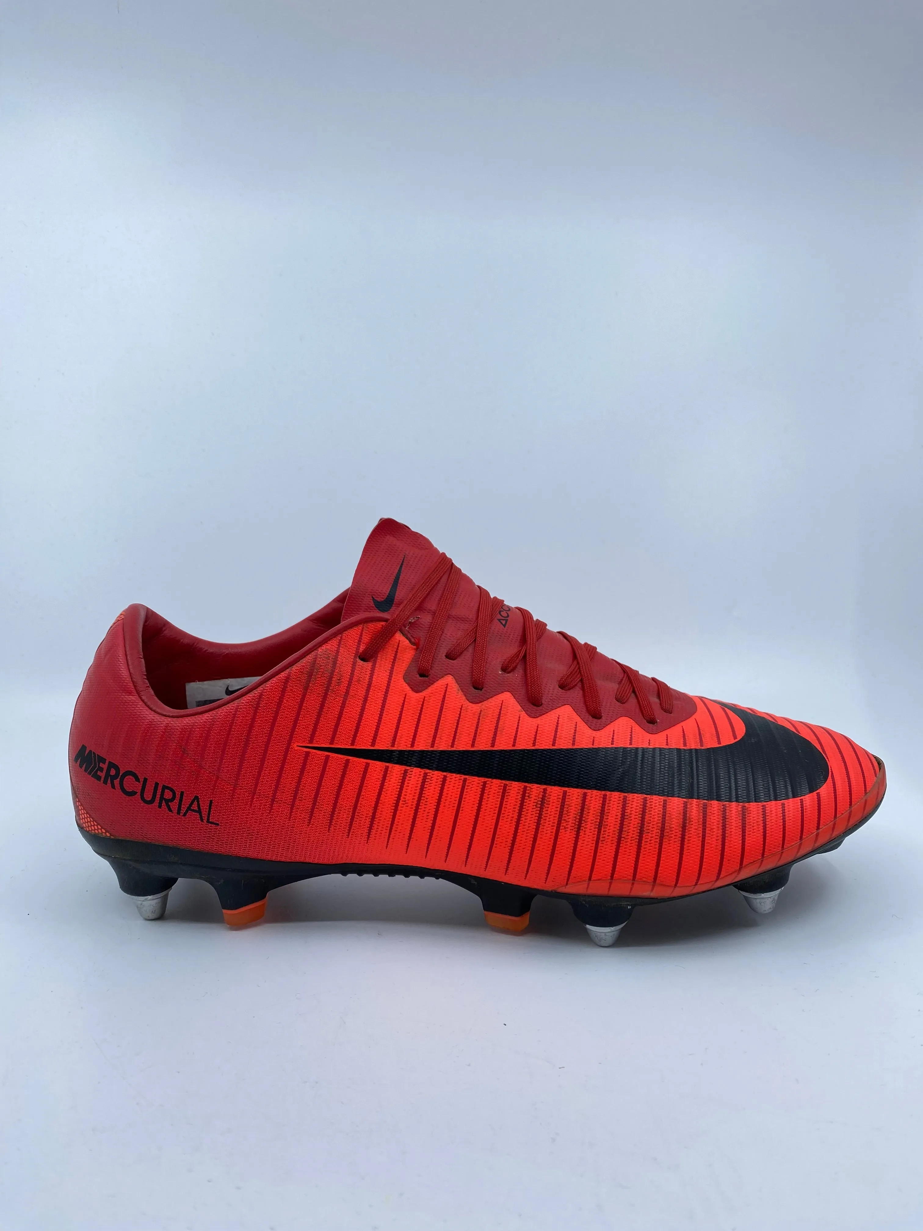 Nike Mercurial Vapor XI - Size 41