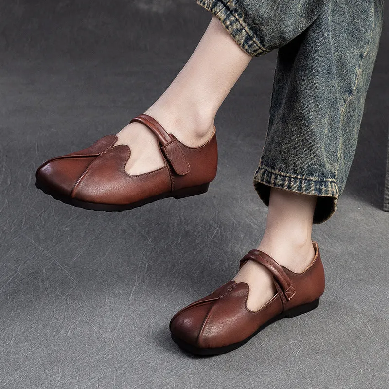 Women Retro Leather Casual Velcro Tape Flat Shoes
