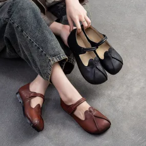 Women Retro Leather Casual Velcro Tape Flat Shoes